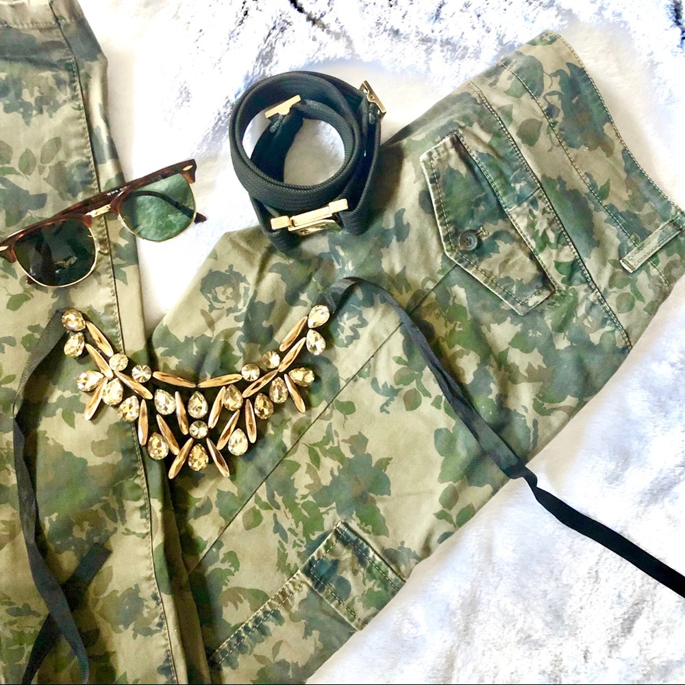 Esprit Floral Print Jean - size 8 Regular